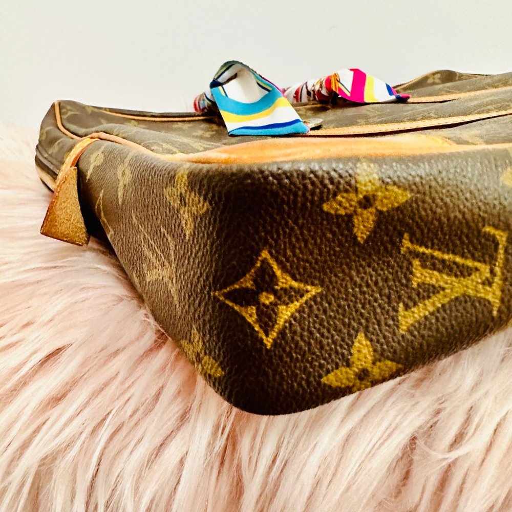 AUTH LOUIS VUITTON PORTE DOCUMENTS VOYAGE MONOGRAM LAPTOP CASE DUST BAG VI9001 - Picture 11 of 15